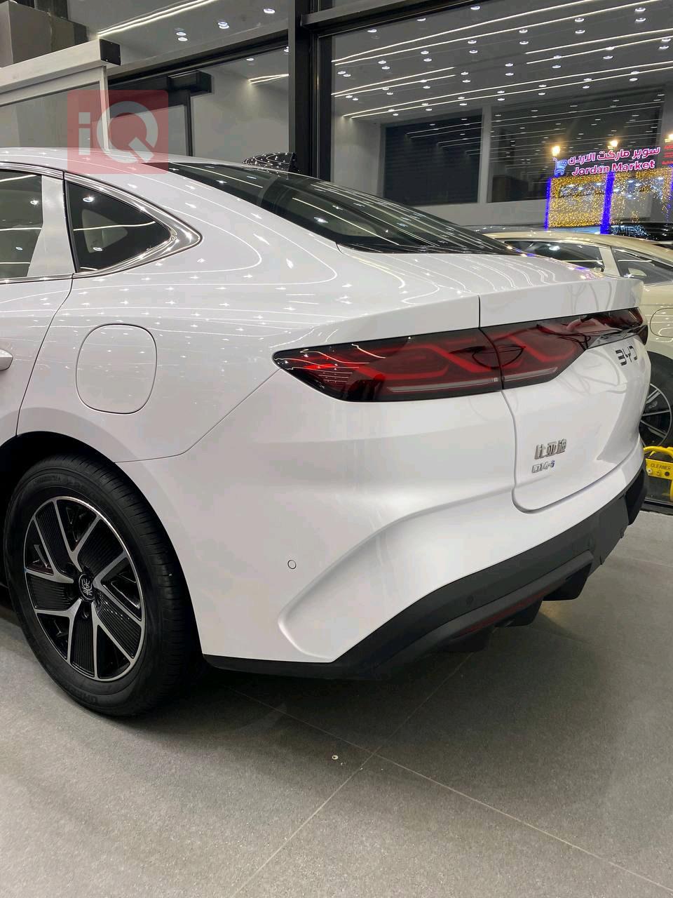 بي واي دي كوين L DM-i